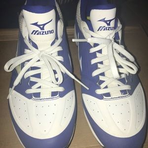 MIZUNO BASEBALL CLEATS